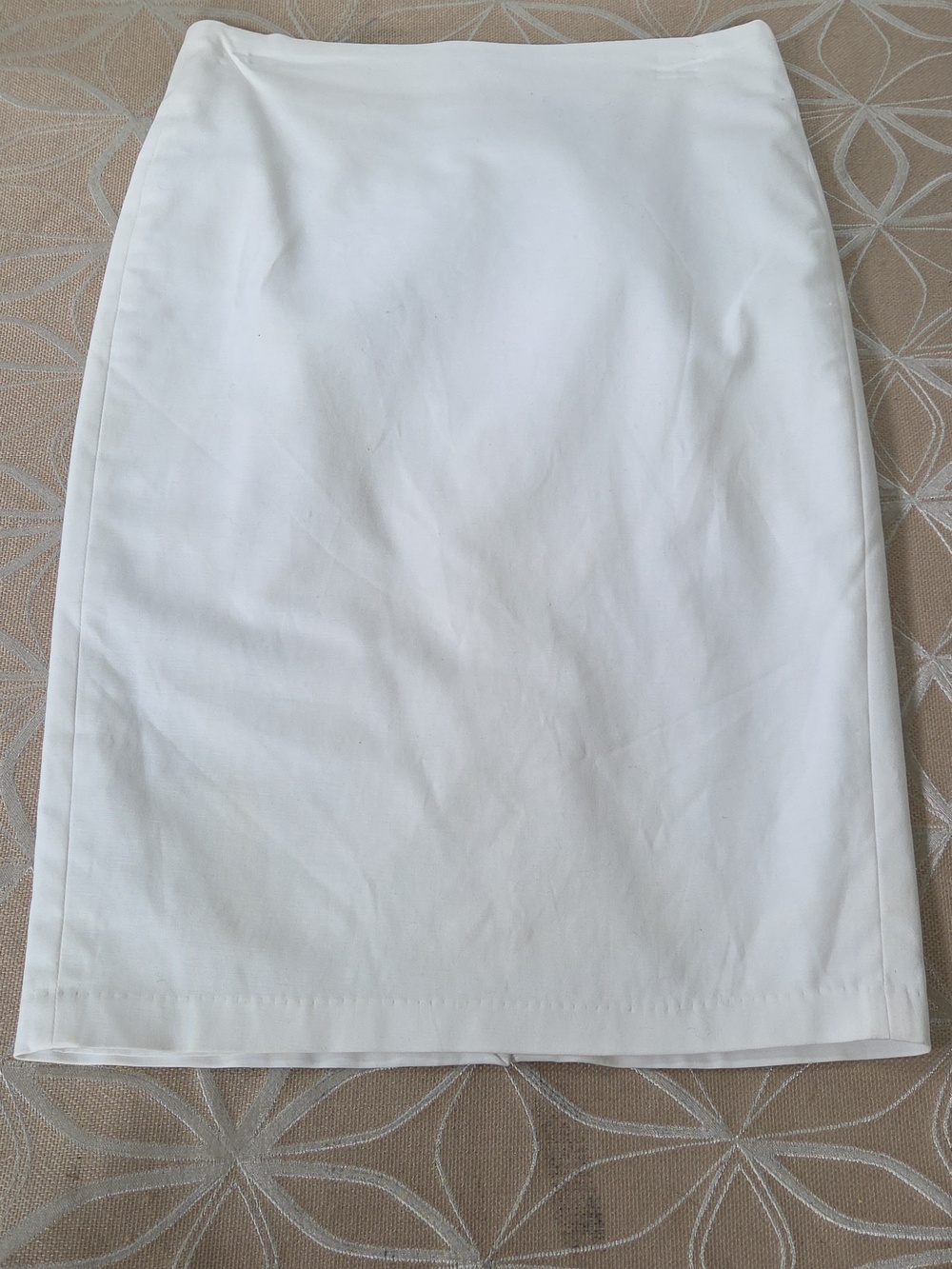 Carmen White Midi Pencil skirt!